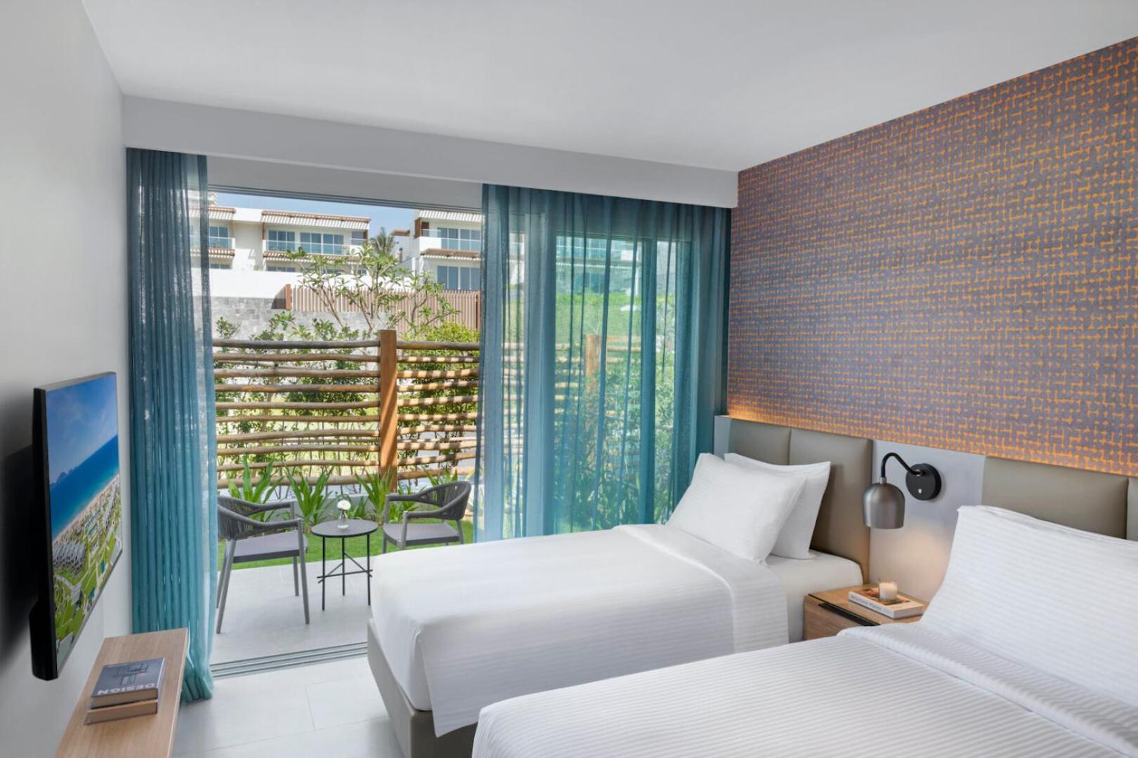 Alma Resort 5*
