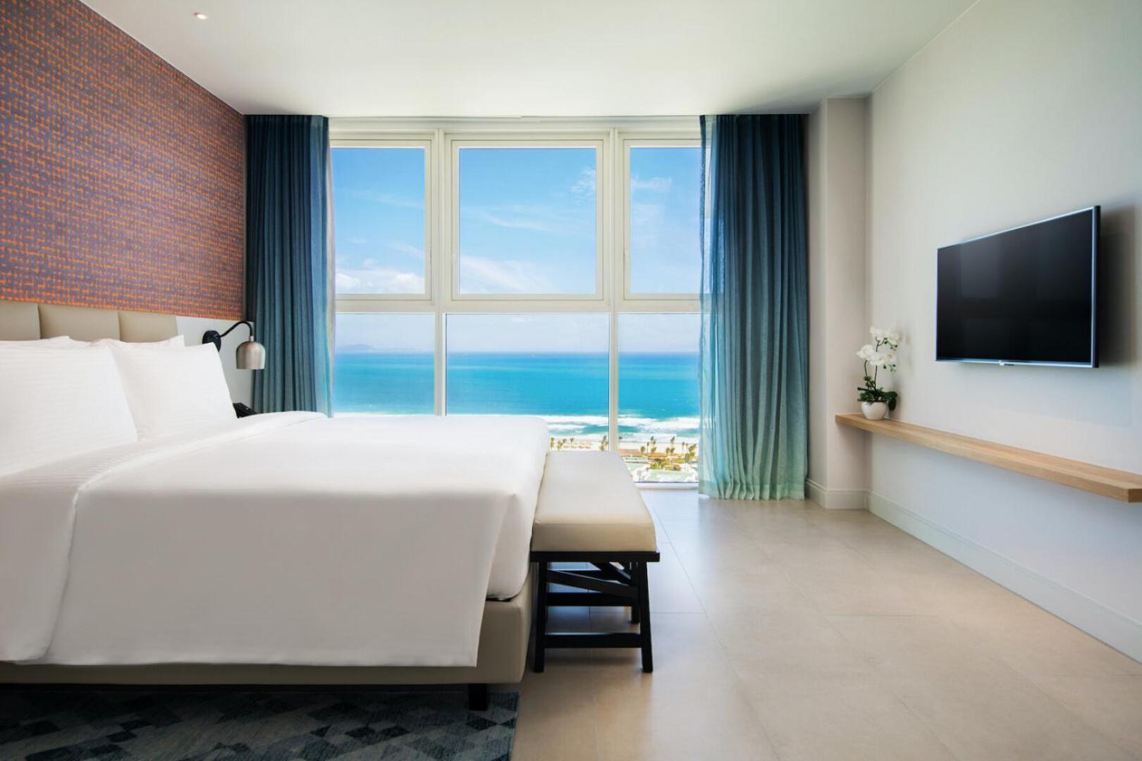 Alma Resort 5*